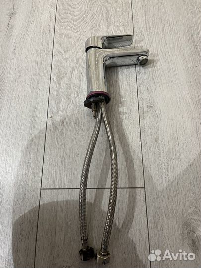 Смеситель для раковины