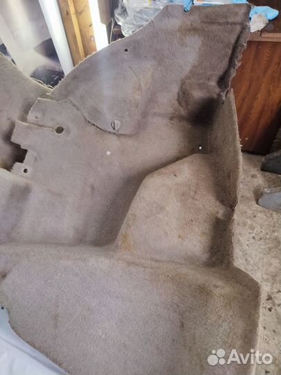 Обшивка багажника Nissan Almera N16