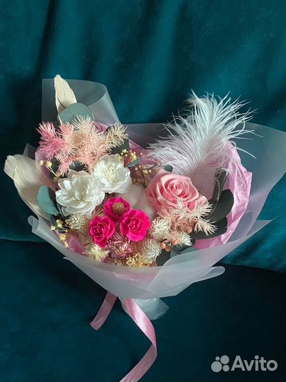 Букет из живых стабилизированных цветов