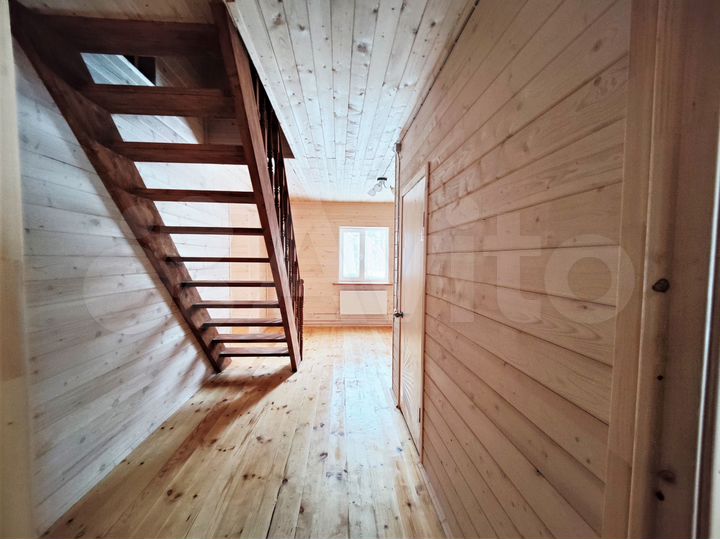 Дом 111,3 м² на участке 4,4 сот.