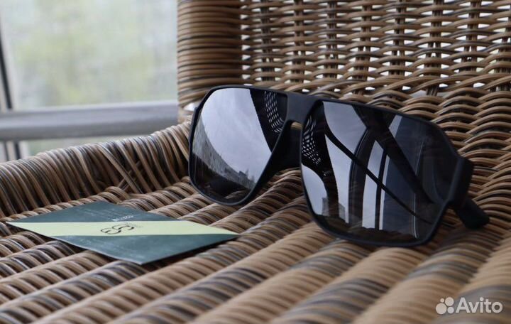 Солнцезащитные очки мужские hugo boss