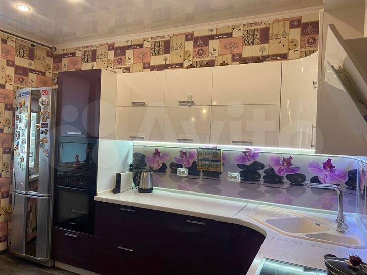 3-к. квартира, 87,5 м², 12/17 эт.