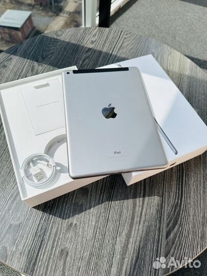 iPad 6 поколения