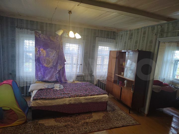 Дом 48 м² на участке 18 сот.