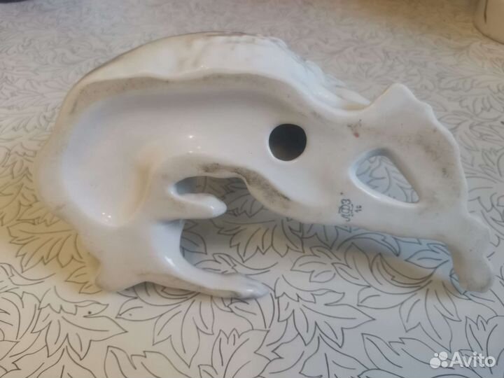 Фарфоровые статуэтки собак лфз