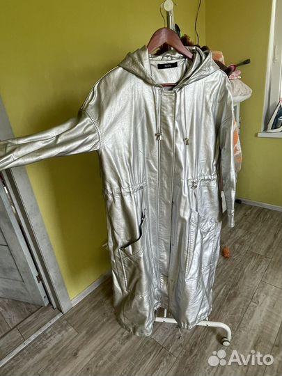 Пальто,плащ,безрукавка,пуховик