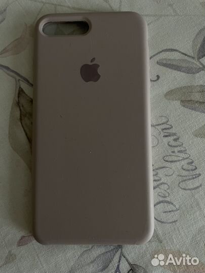 Чехлы на iPhone 8+