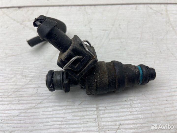 Форсунка топливная Ssang Yong Musso G32D 1996