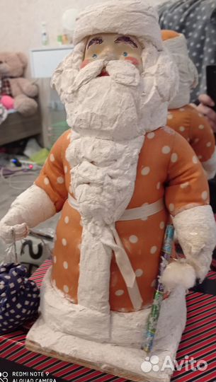 2 деда мороза СССР и снегурочка фарфор