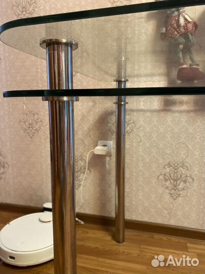 Стол стеклянный