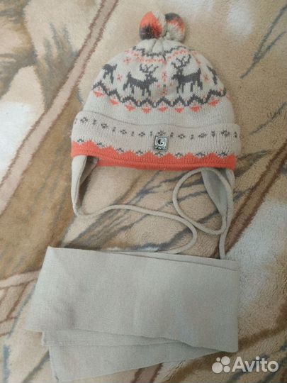 Зимняя шапка и шарф для мальчика