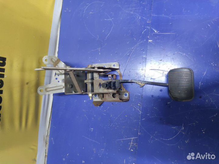 Педаль тормоза Ford Mondeo 3 седан 2.0 2003