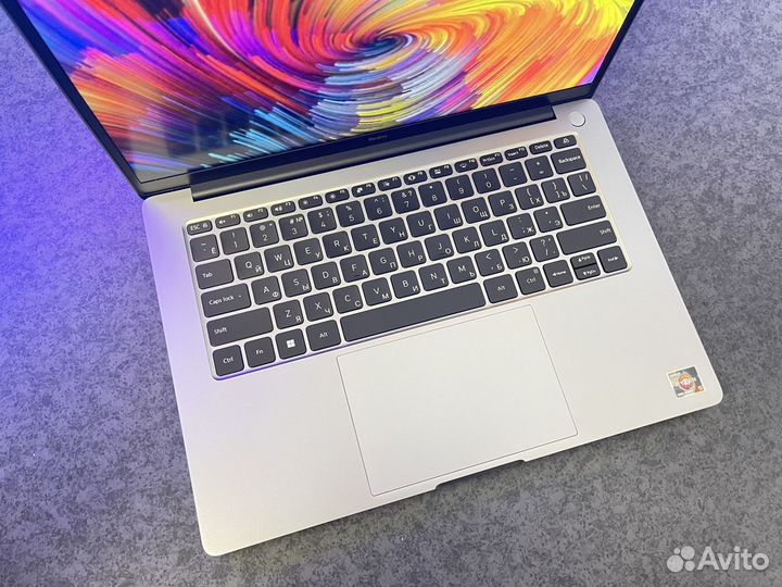 Ноутубу Redmibook pro 14 Ryzen5/16GB/512SSD