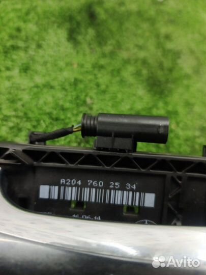 Ручка двери задняя левая Mercedes-Benz E-Class