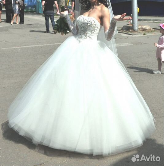 Пышное платье для невесты-принцессы