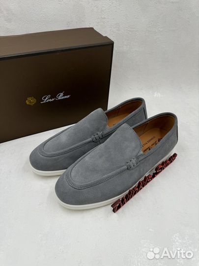 Loro Piana Summer Walk 39 - 44