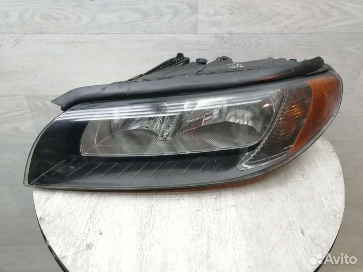 Фара левая Volvo S80. 2006-2010