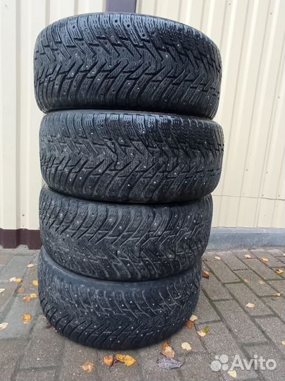 Nokian Tyres Hakkapeliitta 8 245/45 R19 102