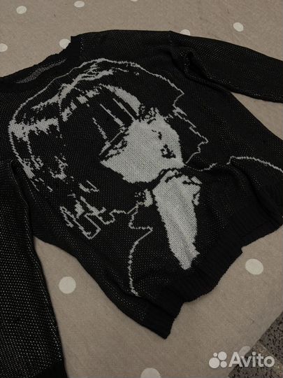 Свитер женский