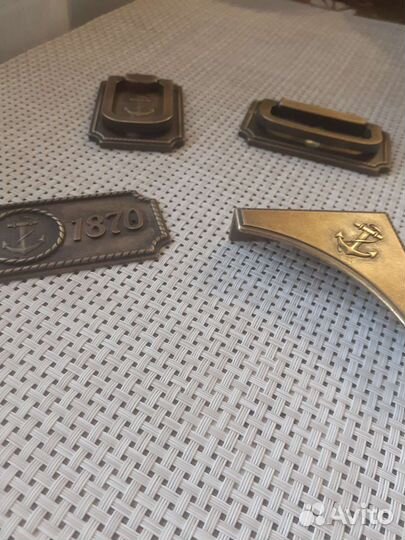 Мебельная фурнитура