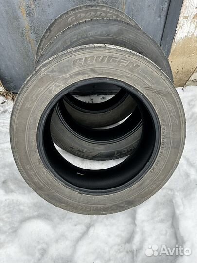 Kumho Crugen Premium KL33 235/60 R18 103H