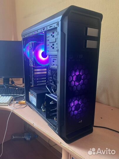 Корпус AeroCool Aero500