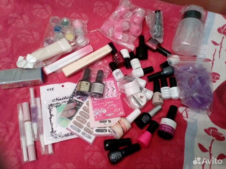 Материалы для ногтей(не набор,а материалы)