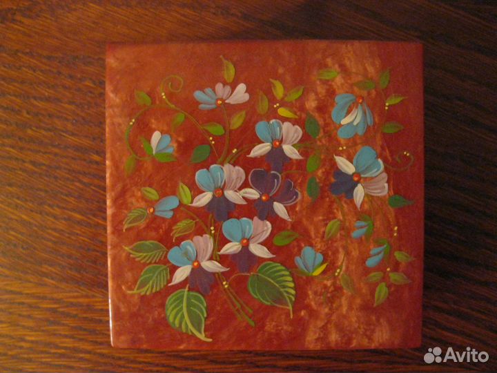 Продам шкатулку