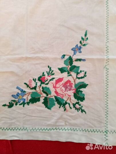 Салфетка винтажная с вышивкой 