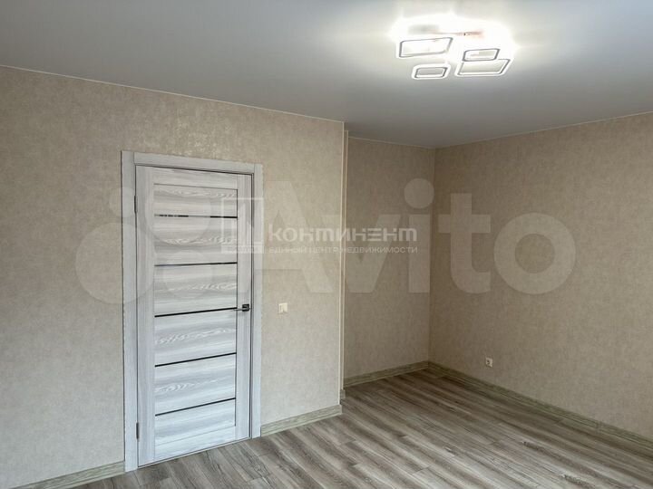 1-к. квартира, 40 м², 8/18 эт.