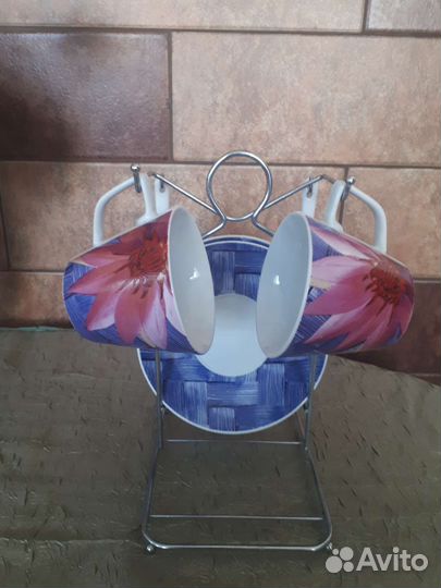 Чайные пары. Кружка, стаканы из цветного стекла