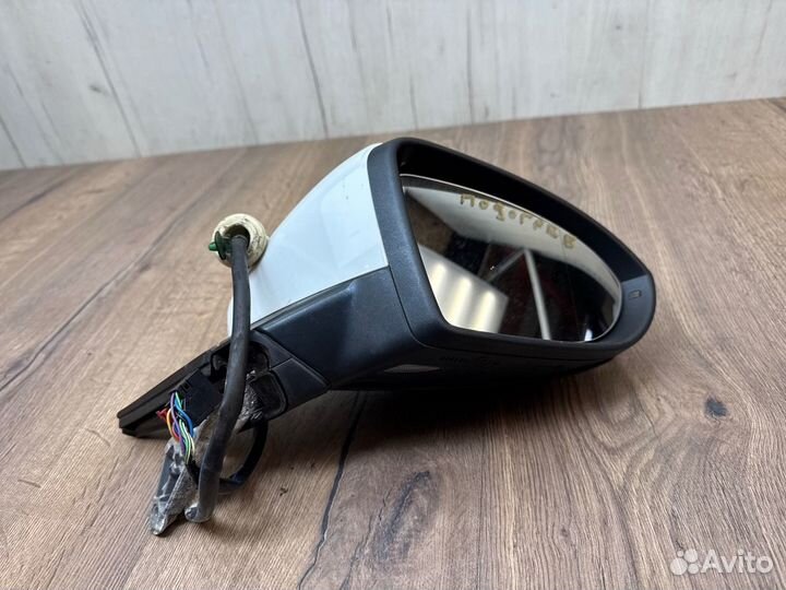 Зеркало правое Volkswagen Golf MK7 CJZ 1.2 2014