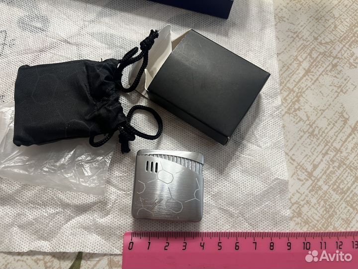 2 ручки: Aurora и Waterman +подарки(зажигалки)