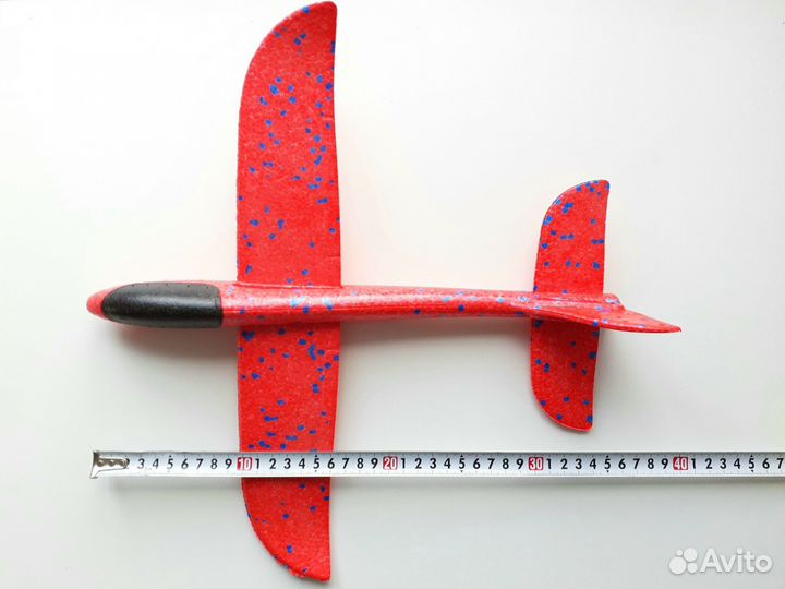 Игрушки для мальчика: самолет, вертолет, пистолет