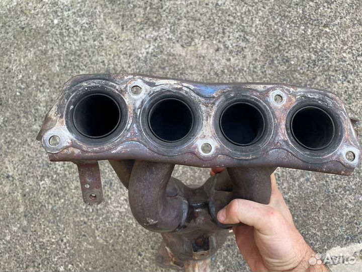 Коллектор выпускной Toyota Rav4 2019 1714125150 ax