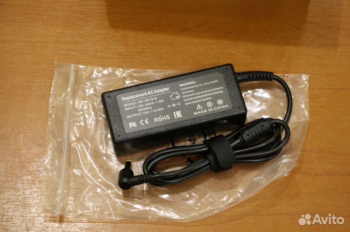 Блок питания для ноутбуков Acer 65W (5.5*1.7mm)