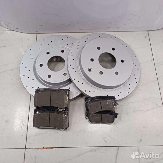 Тормозной комплект Nissan Patrol Y62