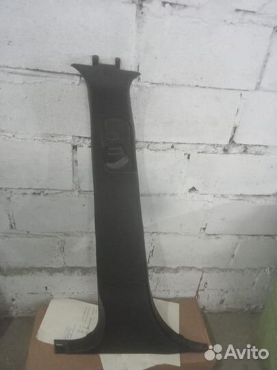 Обшивка салона, стойки Jeep grand Cherokee wk2