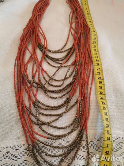 Бусы коралловый бисер
