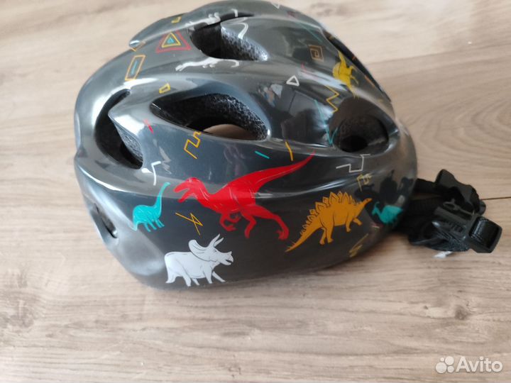 Роликовые коньки