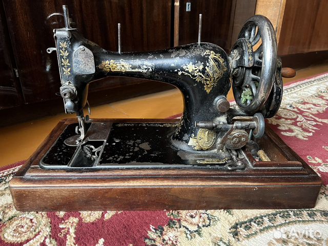Швейная машинка зингер ручная