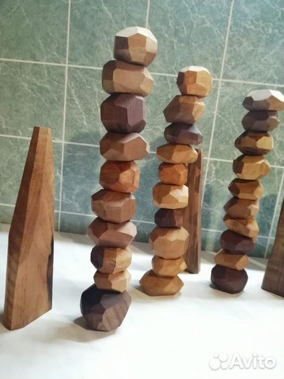 Увлекательная игра из дерева Туми Иши Гора Камней