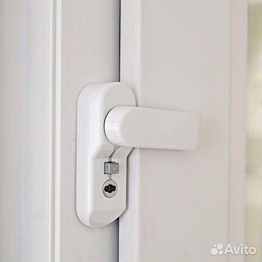 Детский замок блокиратор на окна penkid белый