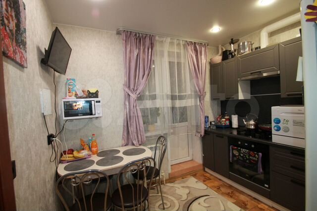 2-к. квартира, 46,5 м², 1/3 эт.