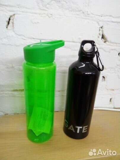 Спортивная бутылка для воды