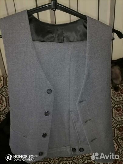 Костюм на мальчика, качественный