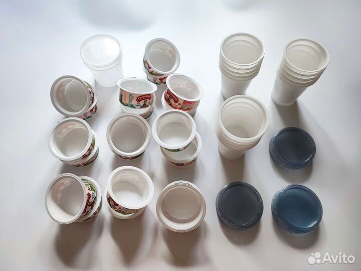 Пластиковые стаканы контейнеры с крышкой 150 300