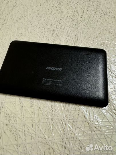 Планшет digma optima 7002