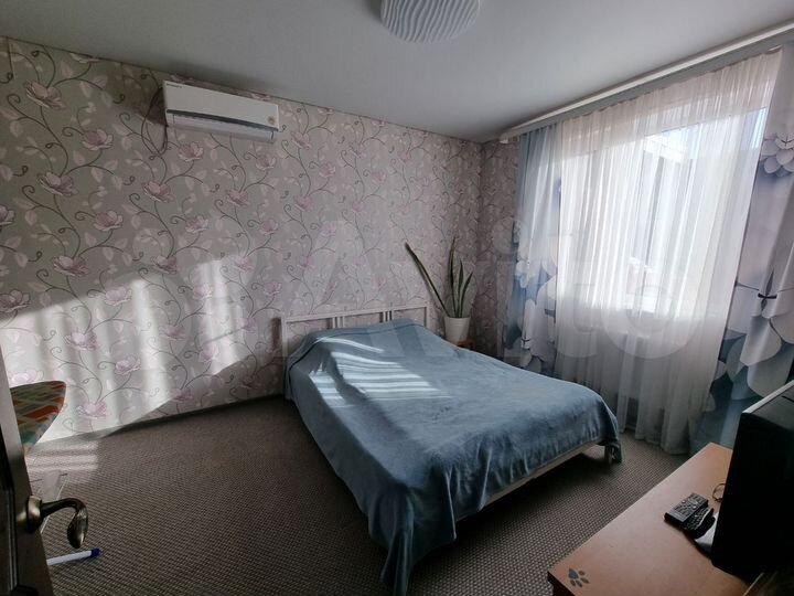 Дом 90 м² на участке 4 сот.