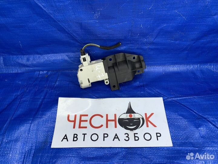 Замок бардачка активатор моторчик Audi Q7